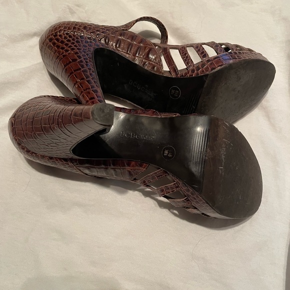 Vintage BCBG heels - Picture 2 of 6